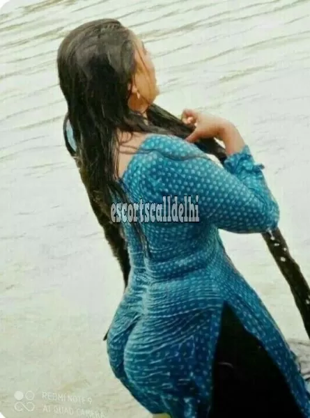 Call girls Mayur Vihar I & II 9958O18831 Call Girl Service At offering VIP sex experience 247 Nearby